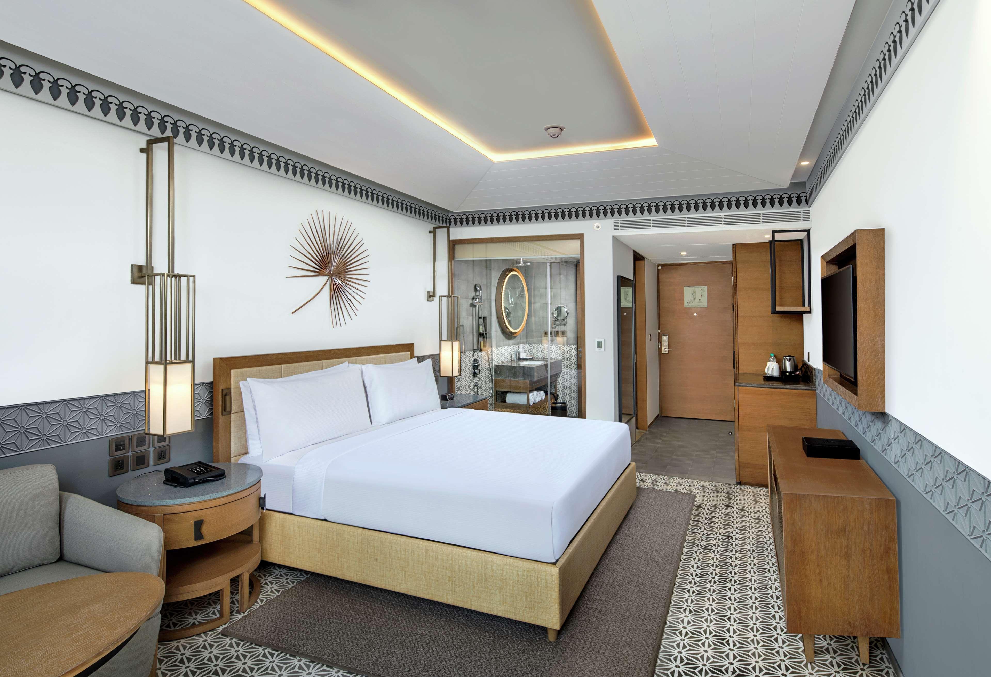 Doubletree By Hilton Goa - Panaji Hotel Exterior foto
