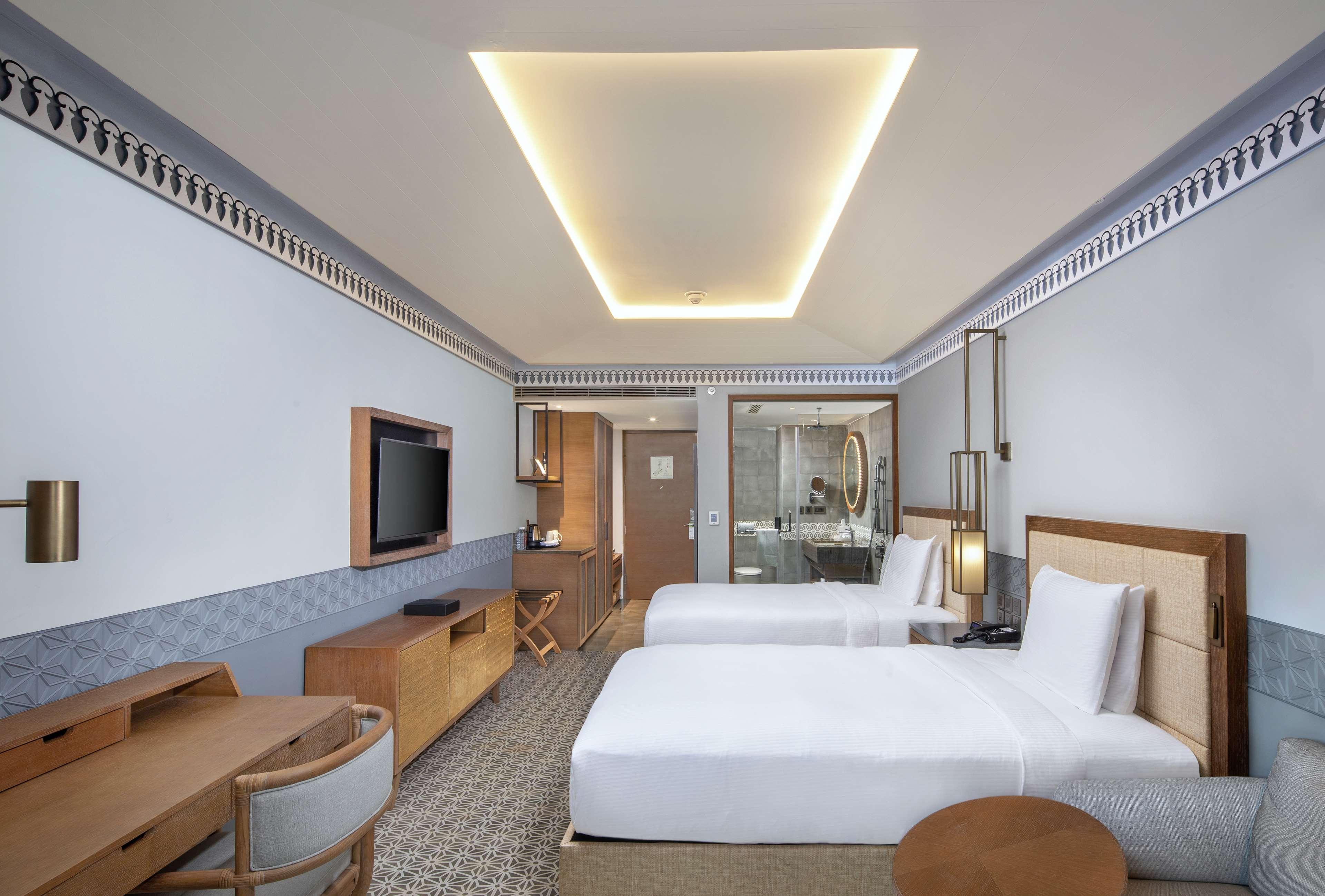 Doubletree By Hilton Goa - Panaji Hotel Exterior foto