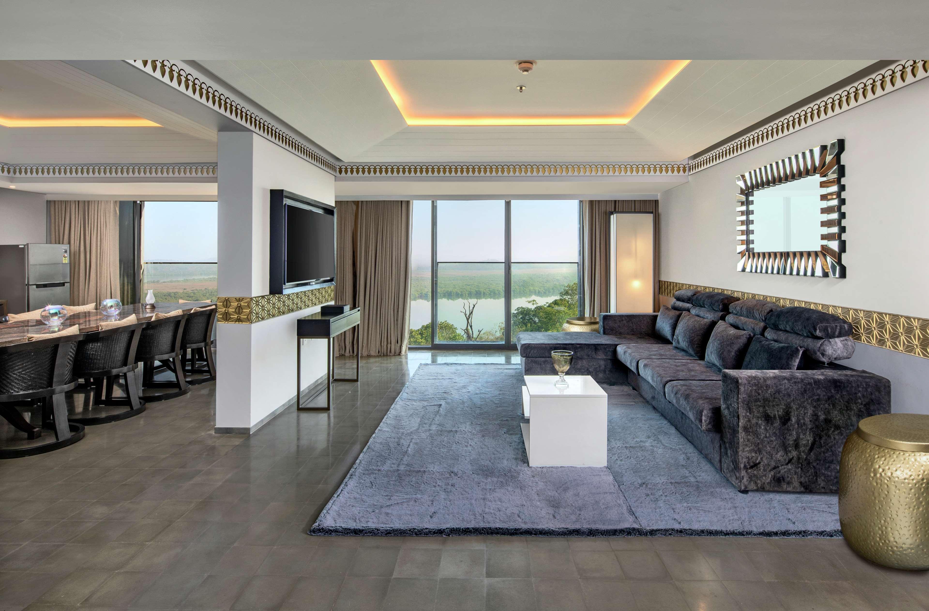 Doubletree By Hilton Goa - Panaji Hotel Exterior foto