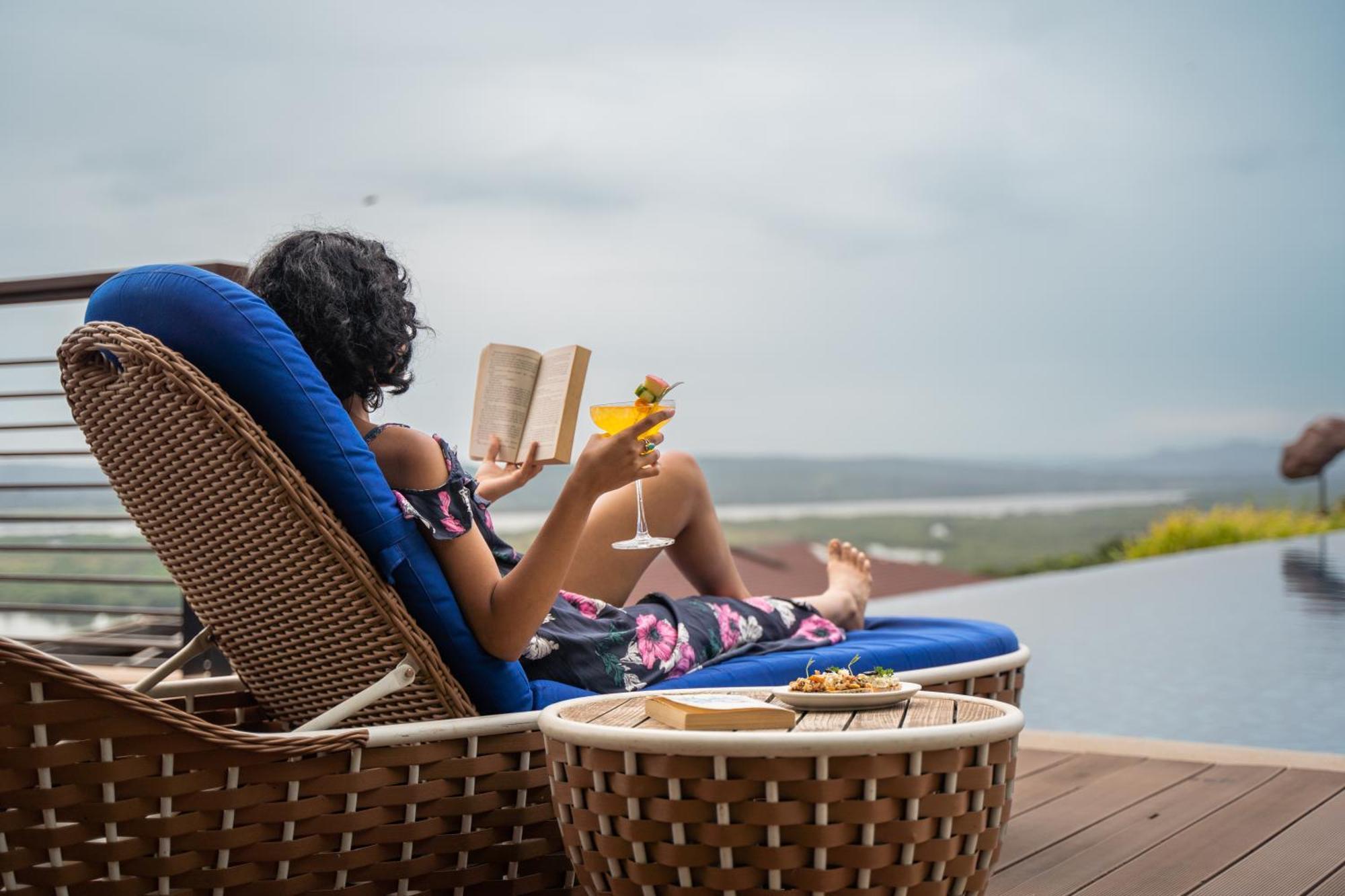 Doubletree By Hilton Goa - Panaji Hotel Exterior foto